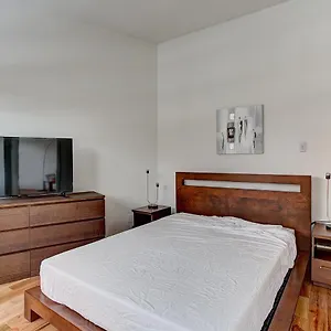 Modern In Ndg Apartment Montreal