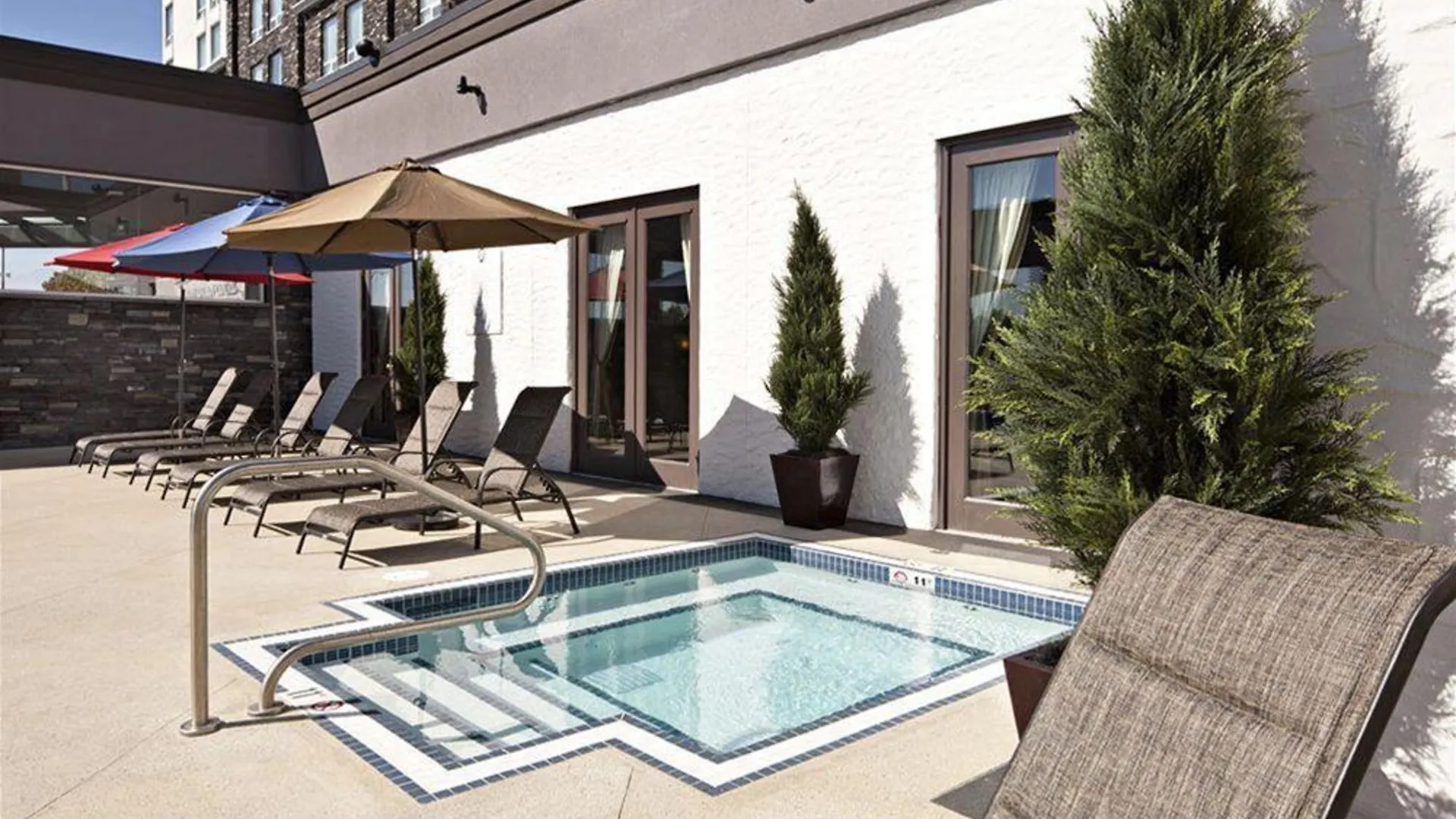Carriage House Hotel And Conference Centre Calgary