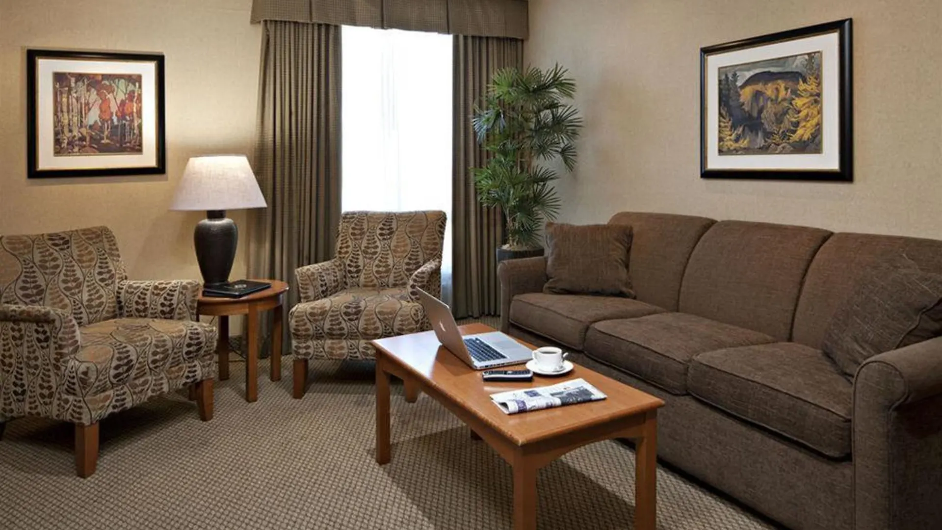 Carriage House Hotel And Conference Centre Calgary