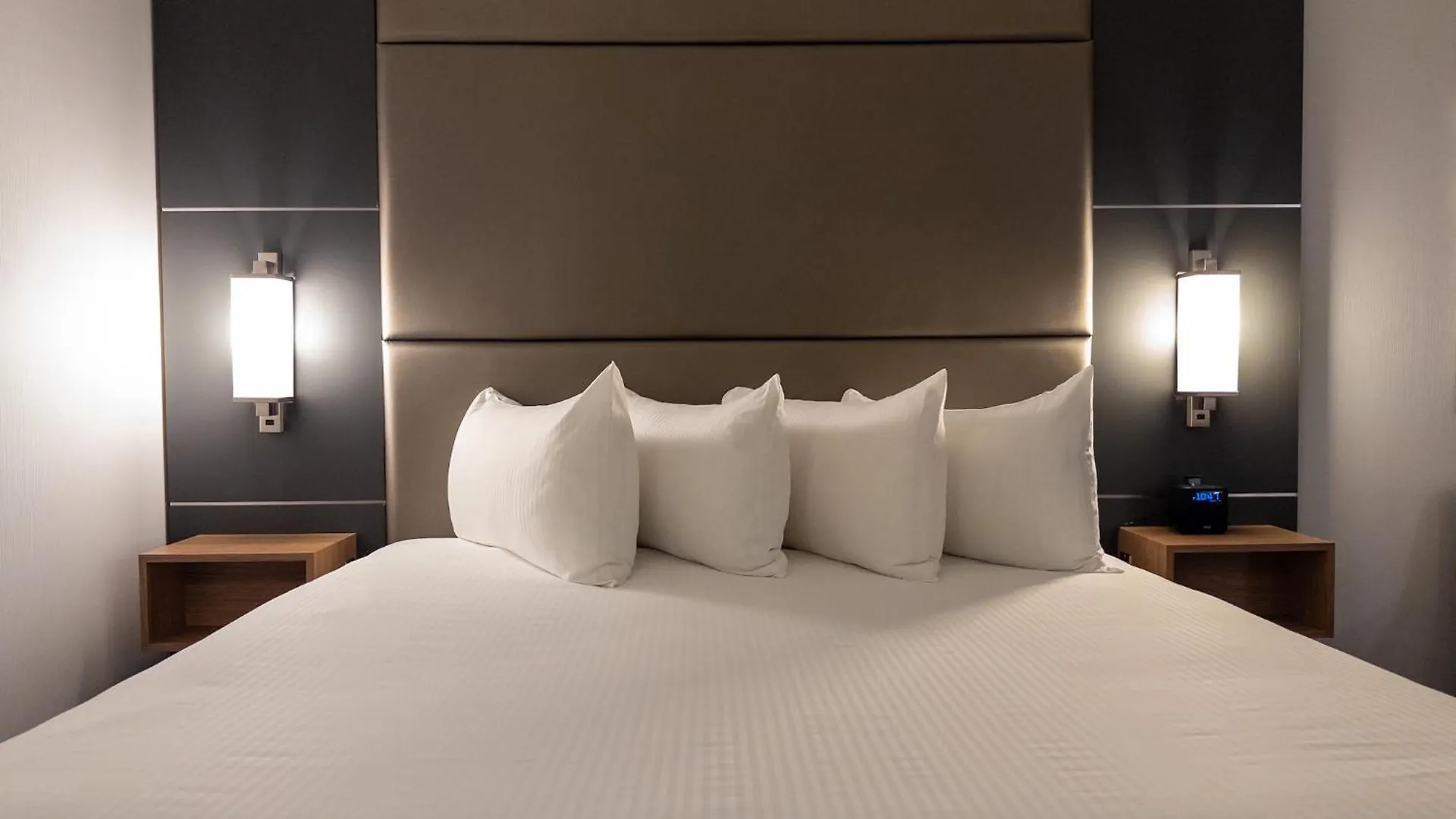 Carriage House Hotel And Conference Centre Calgary Canada