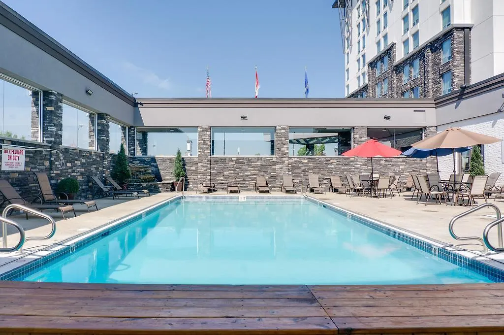 Carriage House Hotel And Conference Centre YYC